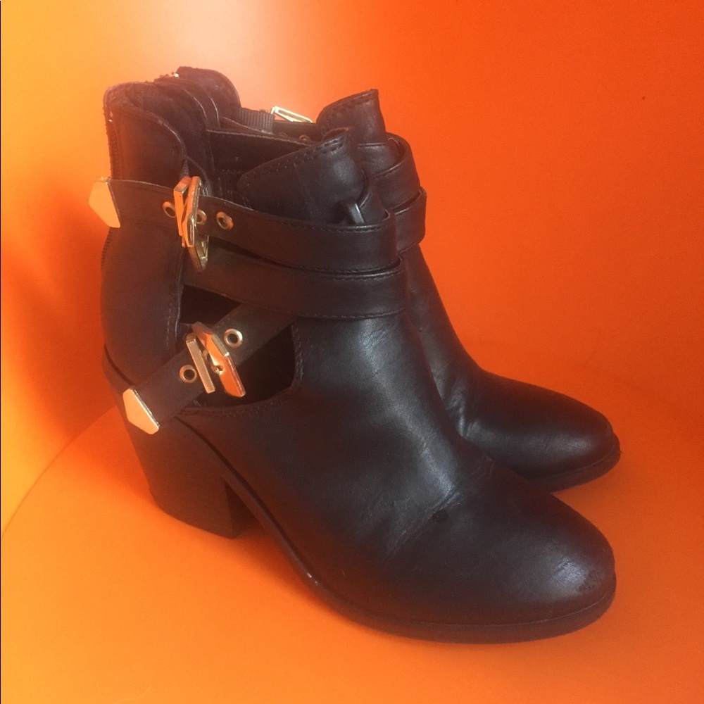 Mossimo black faux leather bronze buckle booties